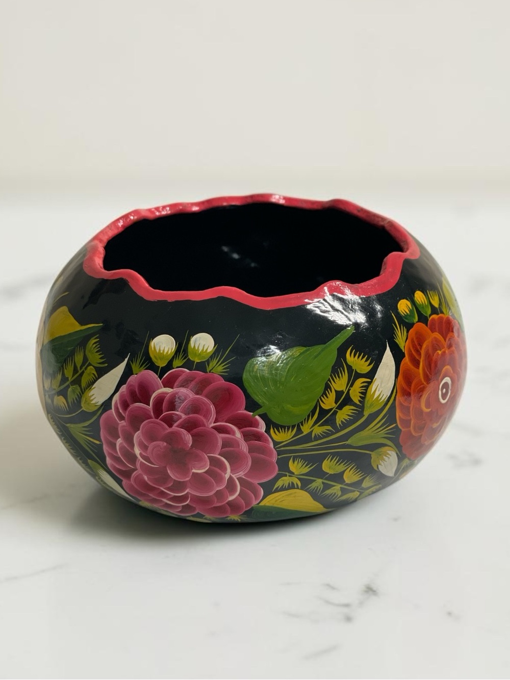 Vintage Mexican Folk Art Lacquer Gourd Bowl Jicalpextle Hand Painted Flowers